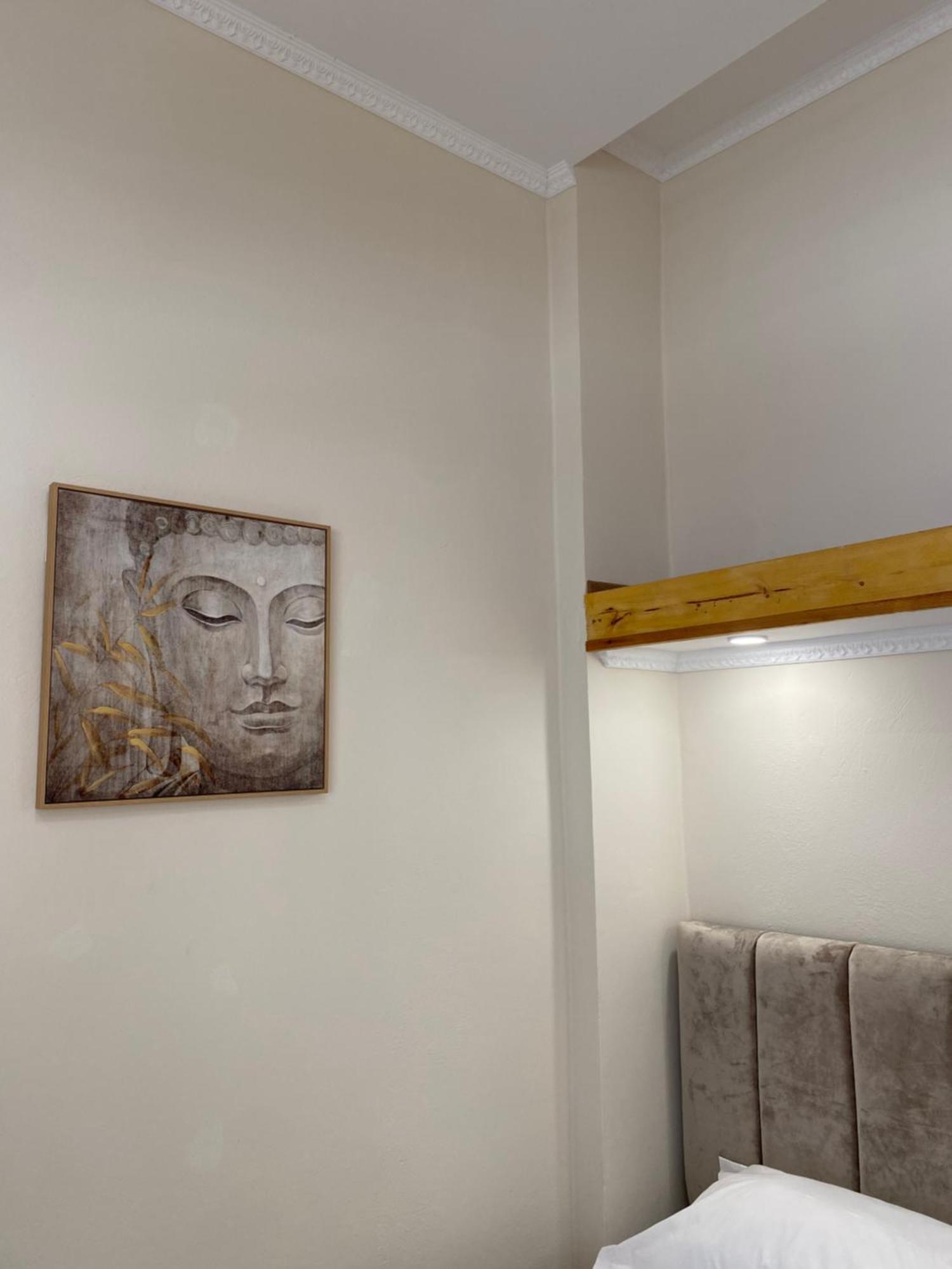 Troy Aparthotel Дуррес Екстер'єр фото